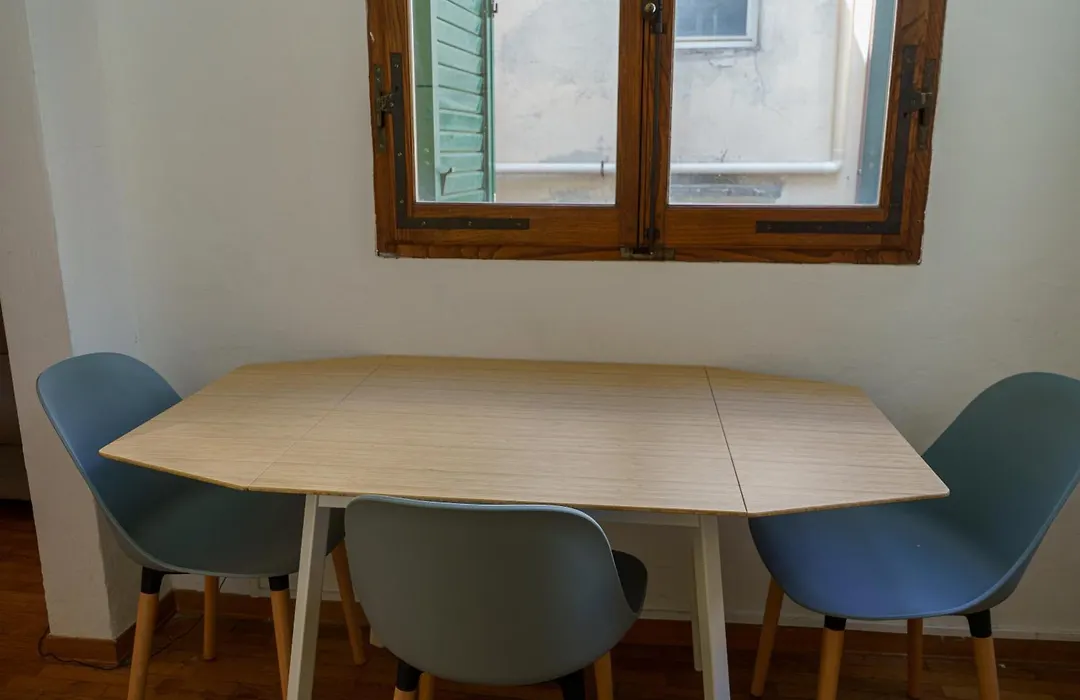 Central 1 Bedroom Apartment In The City Center-1
